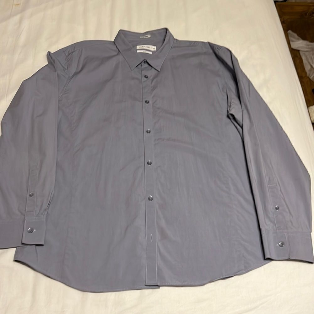 Calvin Klein. XXL men’s button down. Purple